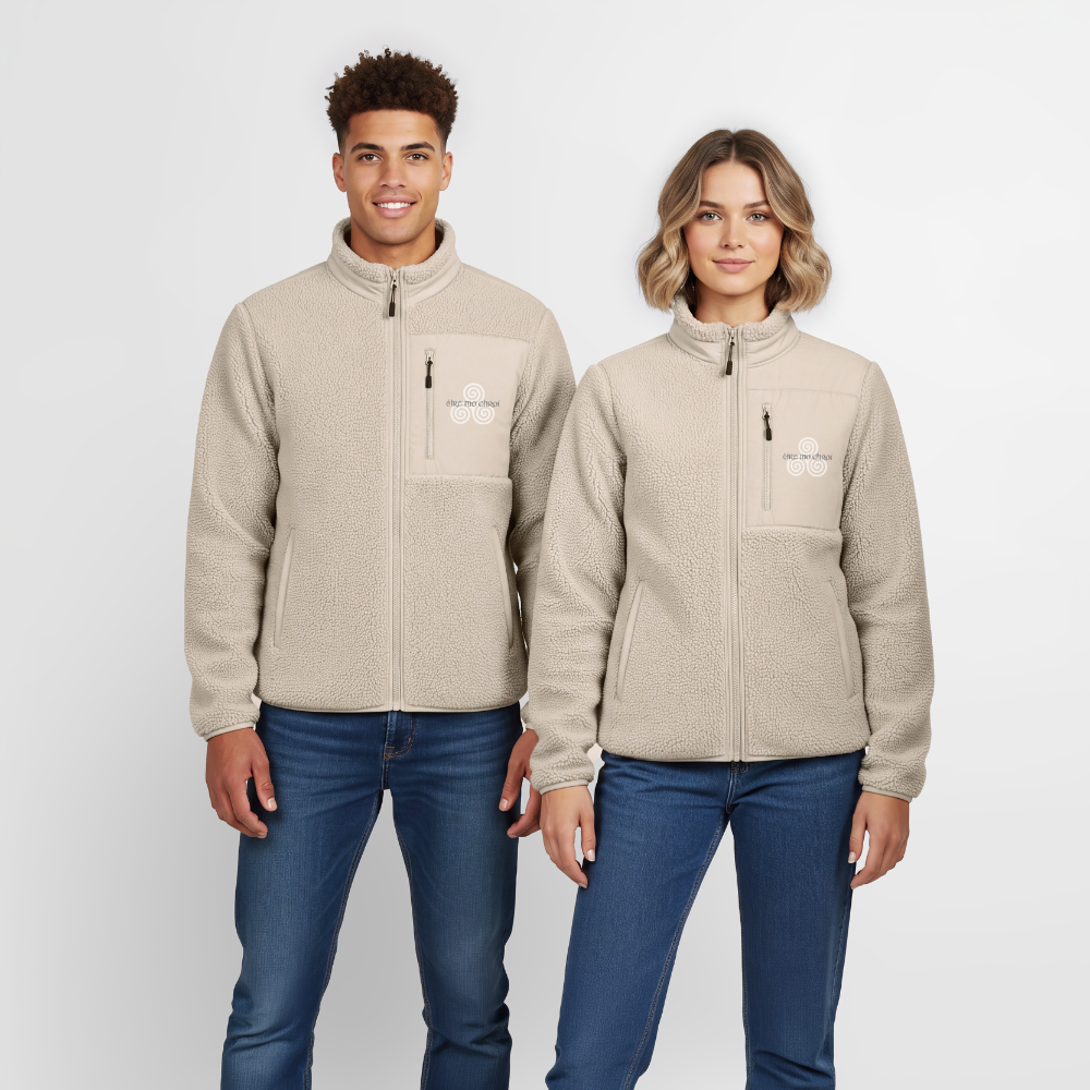 „Éire mo chroí“ – Fleecejacke (beige) – Bild 2